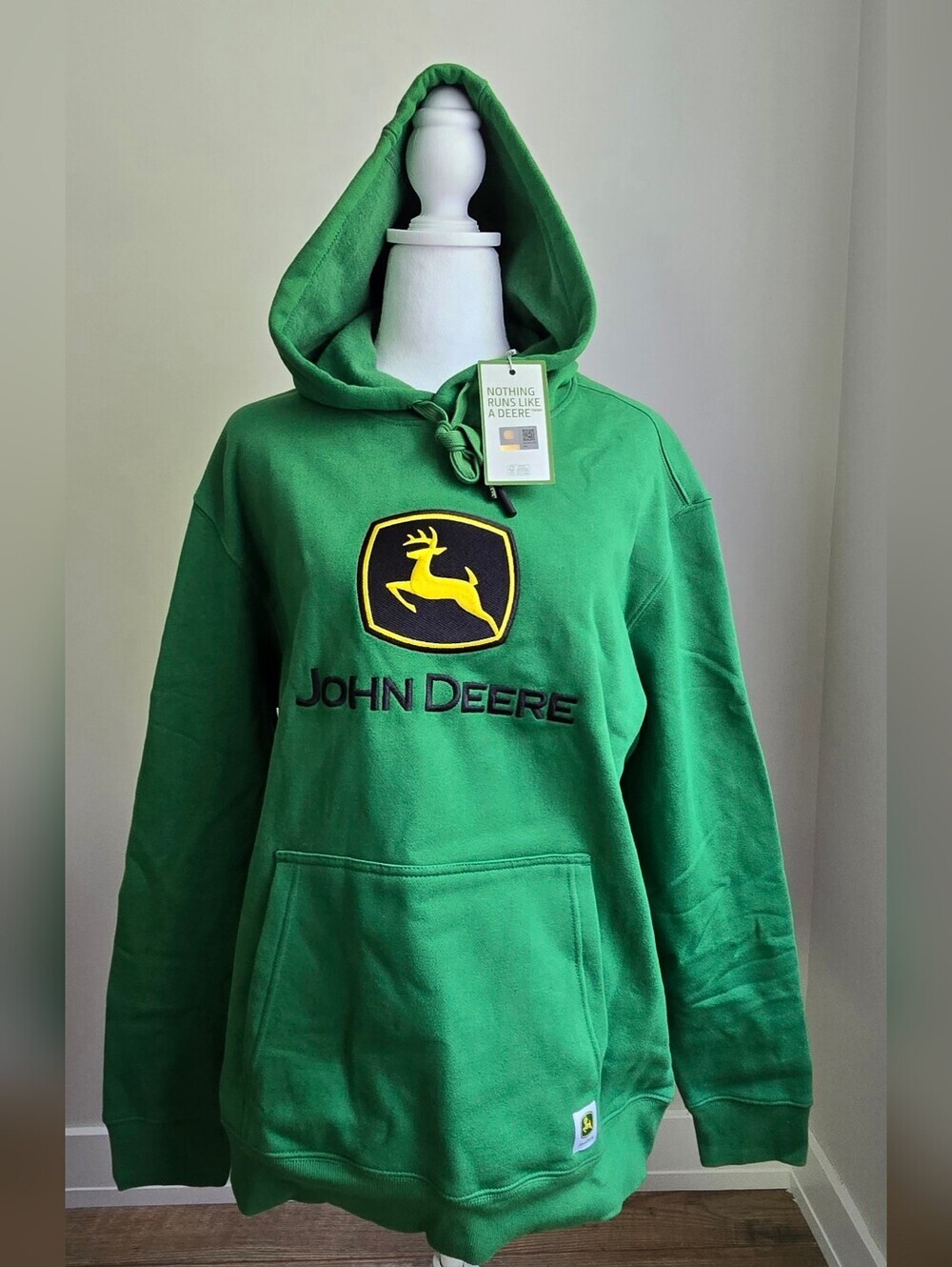 John Deere NWT Green Mens Medium Hoodie